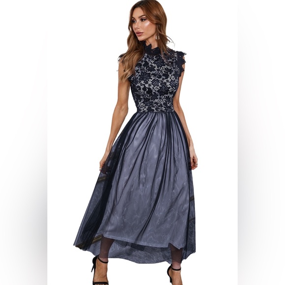 ::SOLD::Black High Neck Sleeveless Crochet Lace Mesh
Lined Evening Dress👗 - Picture 6 of 16